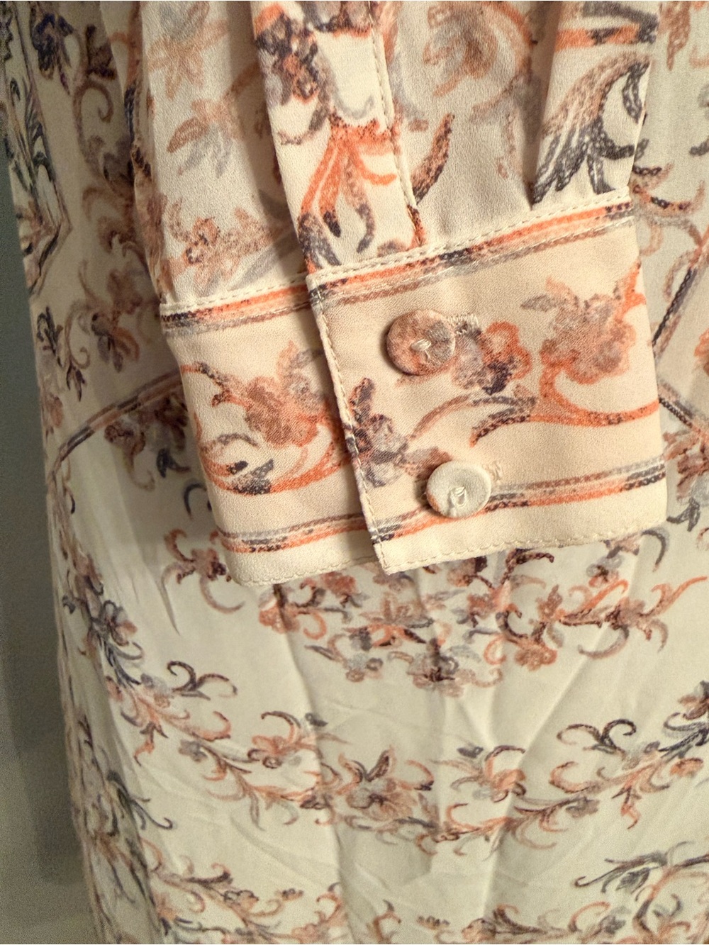 BCBGMaxAzria Blush Long-Sleeve Shift Dress - Picture 4 of 5